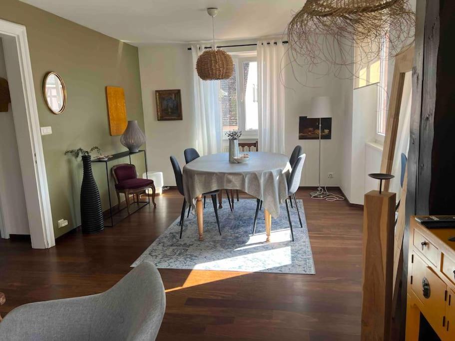 * La Petite Alsacienne * Apartment Амершвир Екстериор снимка